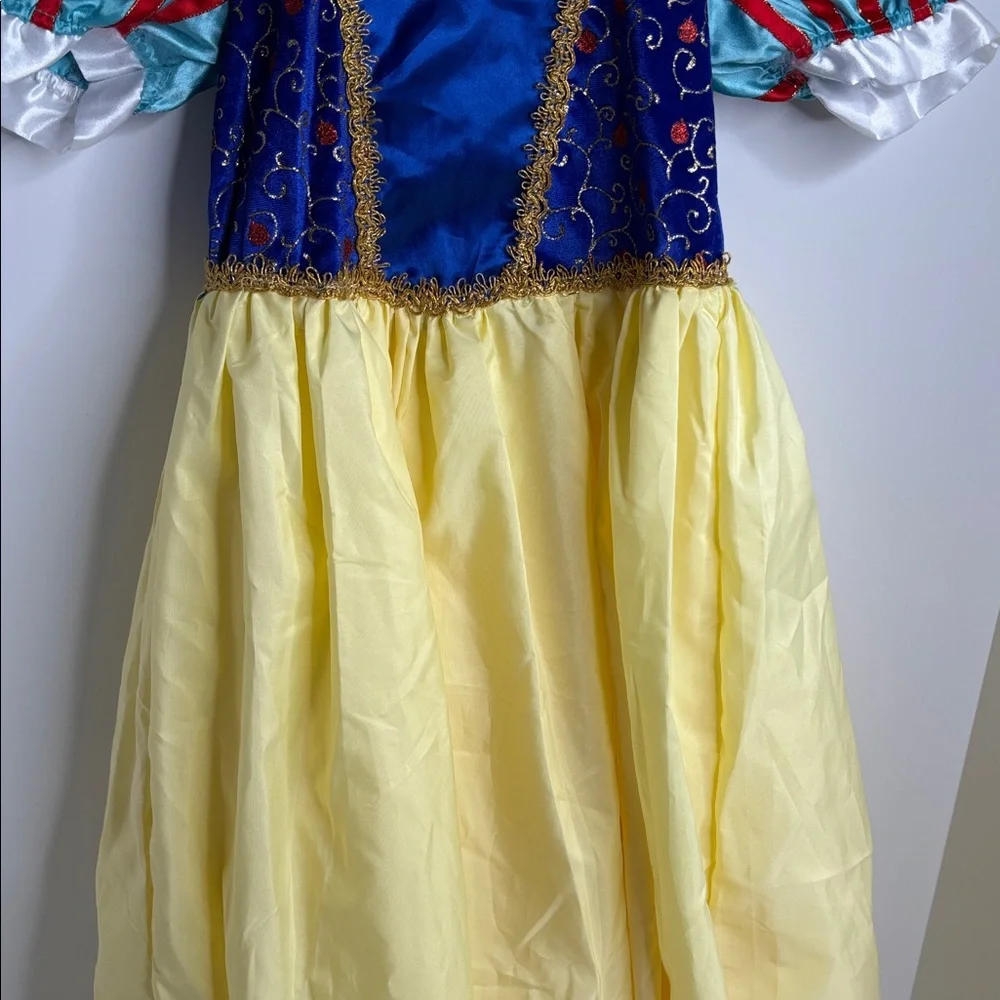 ✨🍎 Disney Princess Snow White Dress – Stunning & Ready for Magic! 🍎✨